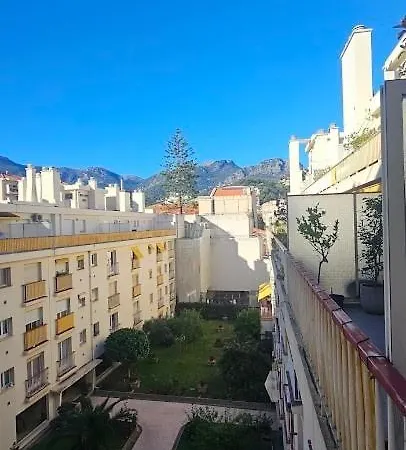 Lägenhet Gamiga Menton